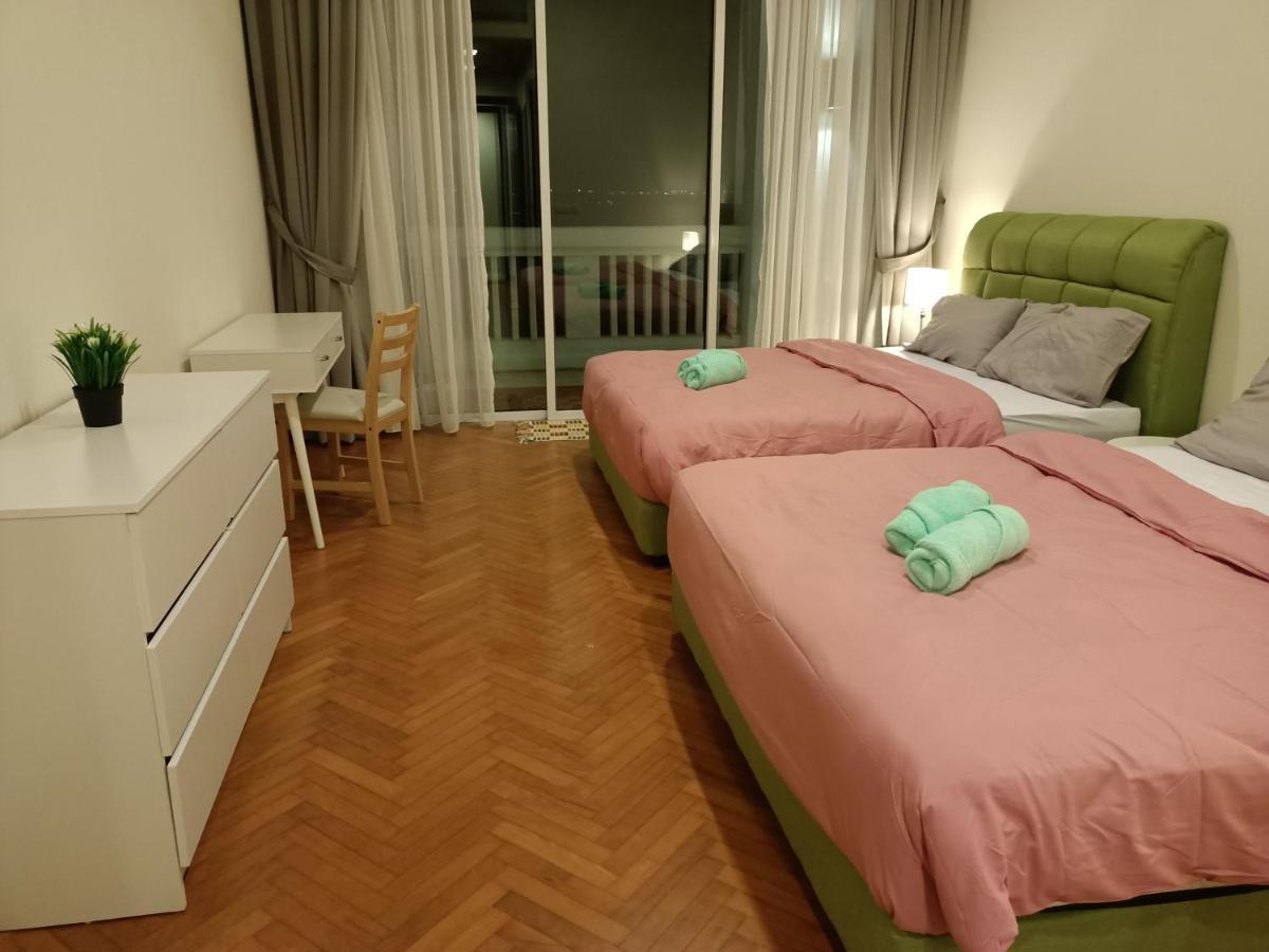 Straits Quay Marina Suites Penang By Aurorahomes Bagan Jermal Exterior foto