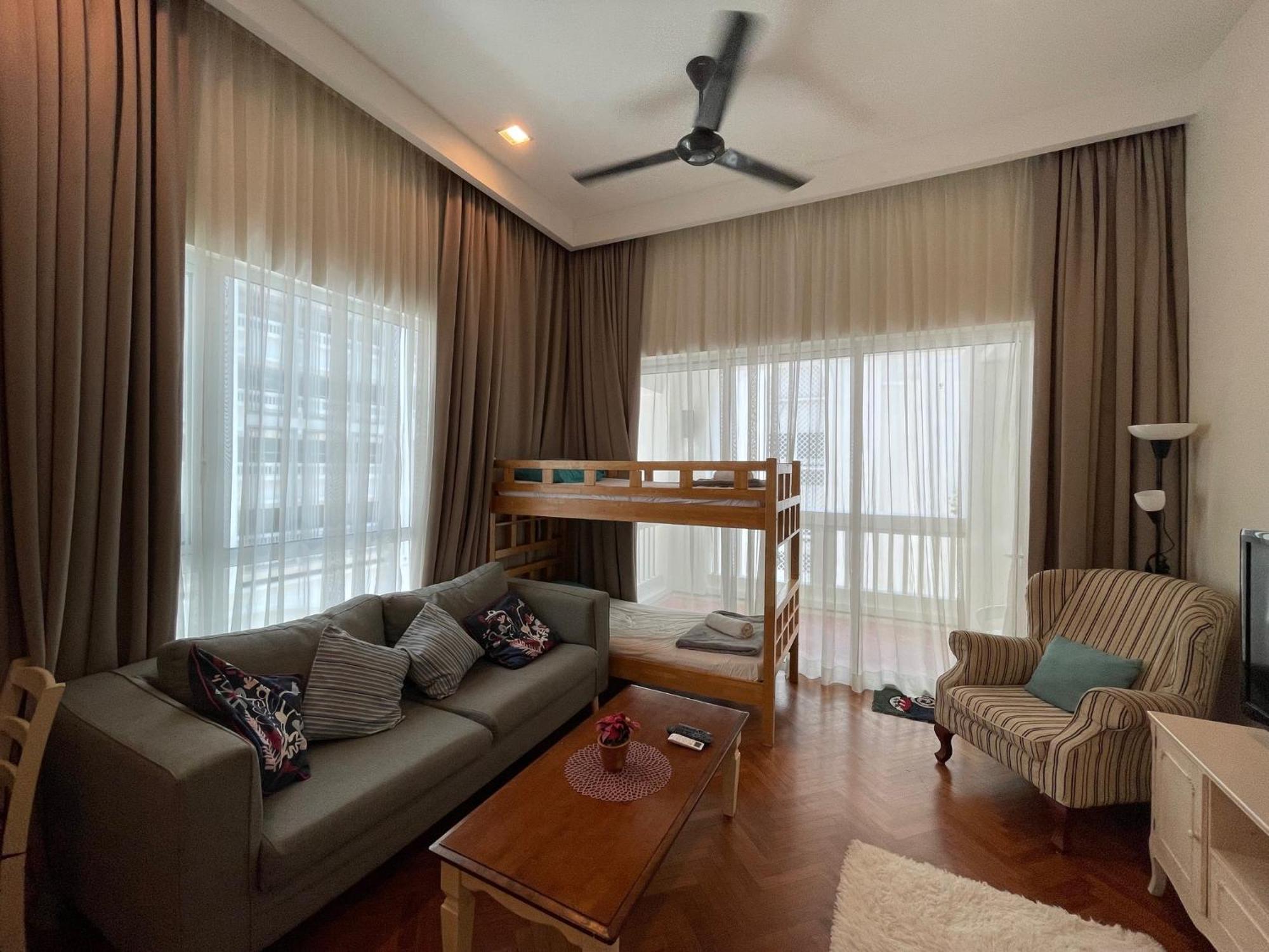Straits Quay Marina Suites Penang By Aurorahomes Bagan Jermal Exterior foto
