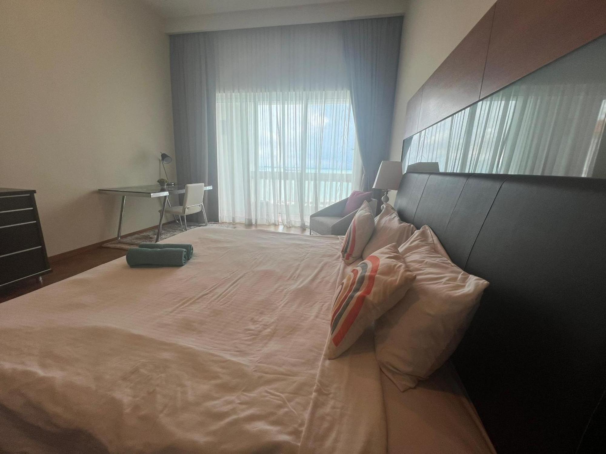 Straits Quay Marina Suites Penang By Aurorahomes Bagan Jermal Exterior foto